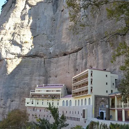 χρύσα Πανσιόν